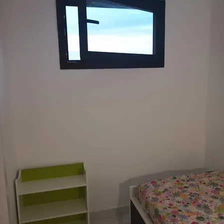 Ocean View Apartment *